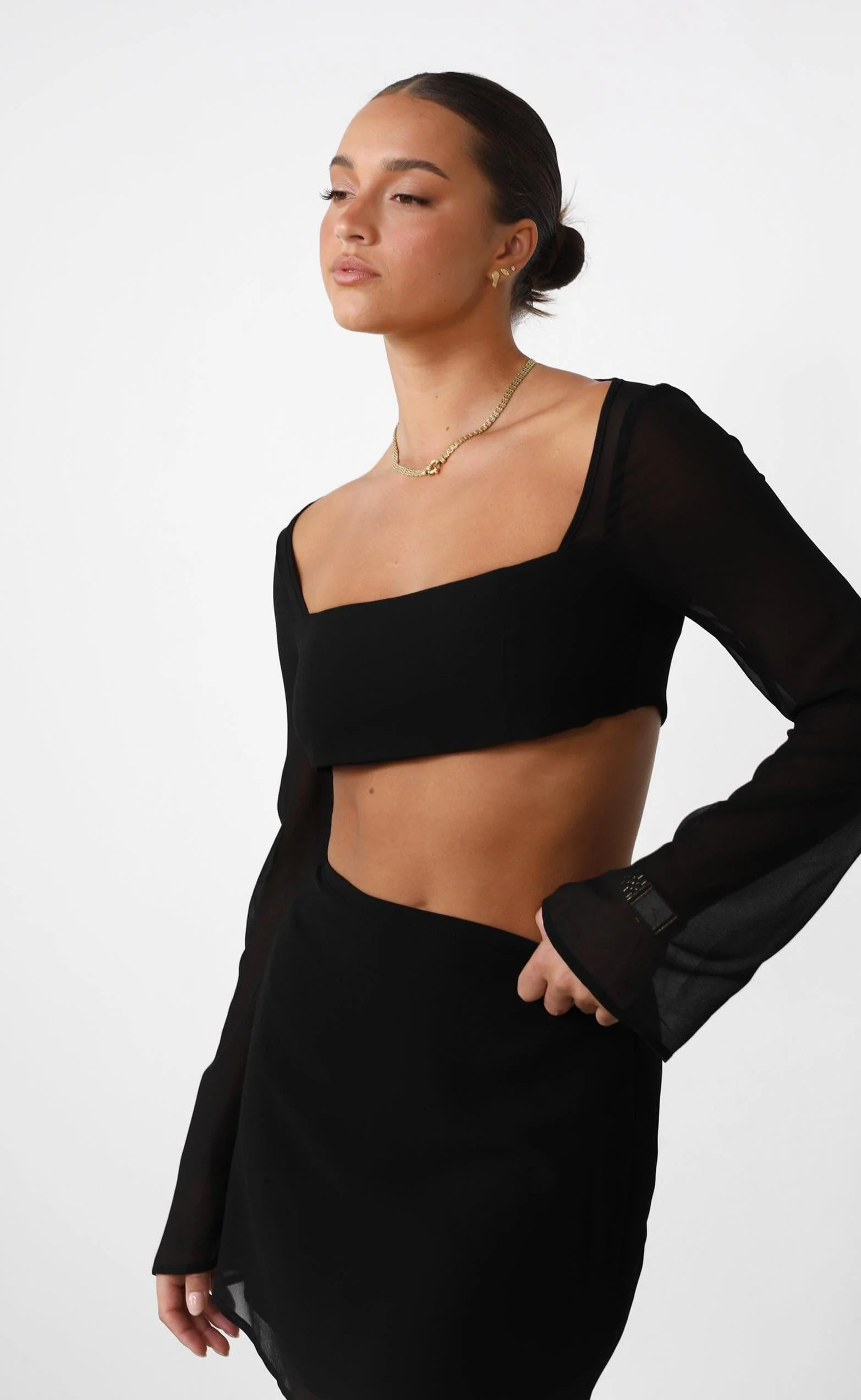 Abby Long Sleeve Crop Top (Black) - Image 7