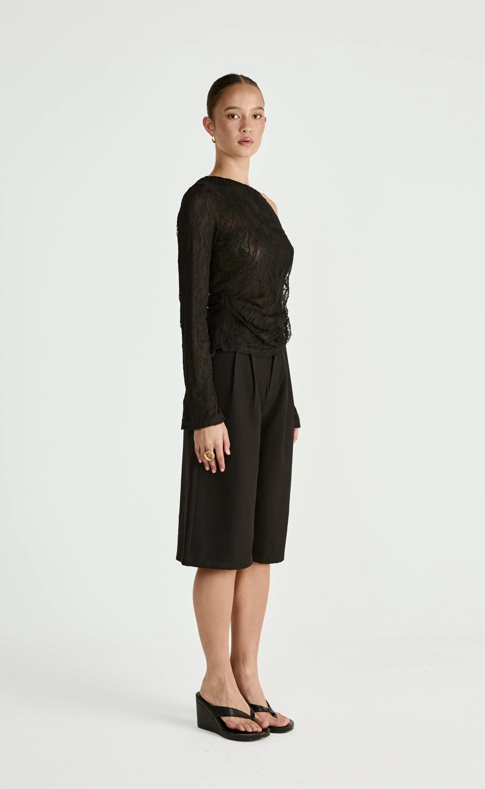Abril Long Sleeve Top (Black) - Image 4