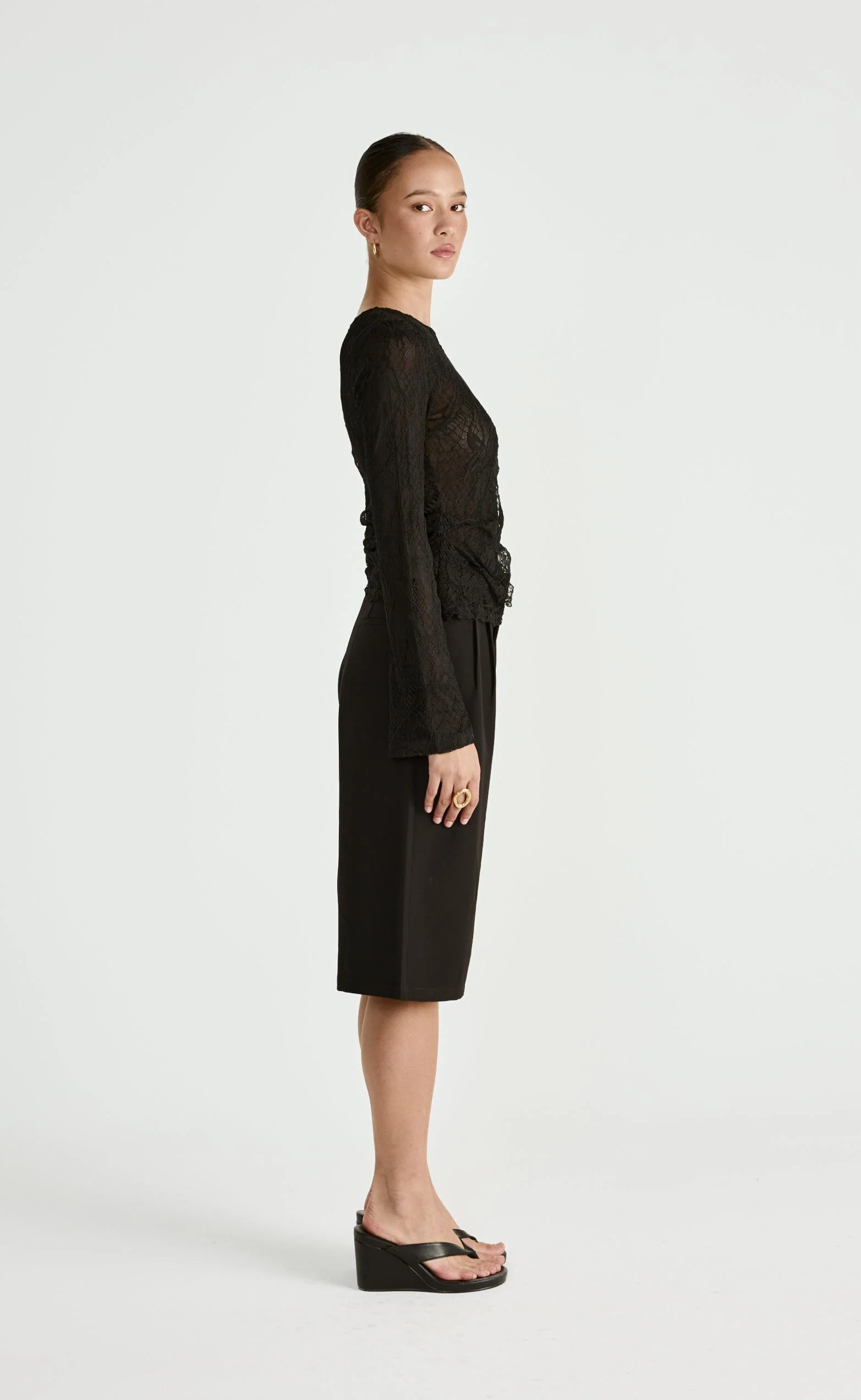 Abril Long Sleeve Top (Black) - Image 9