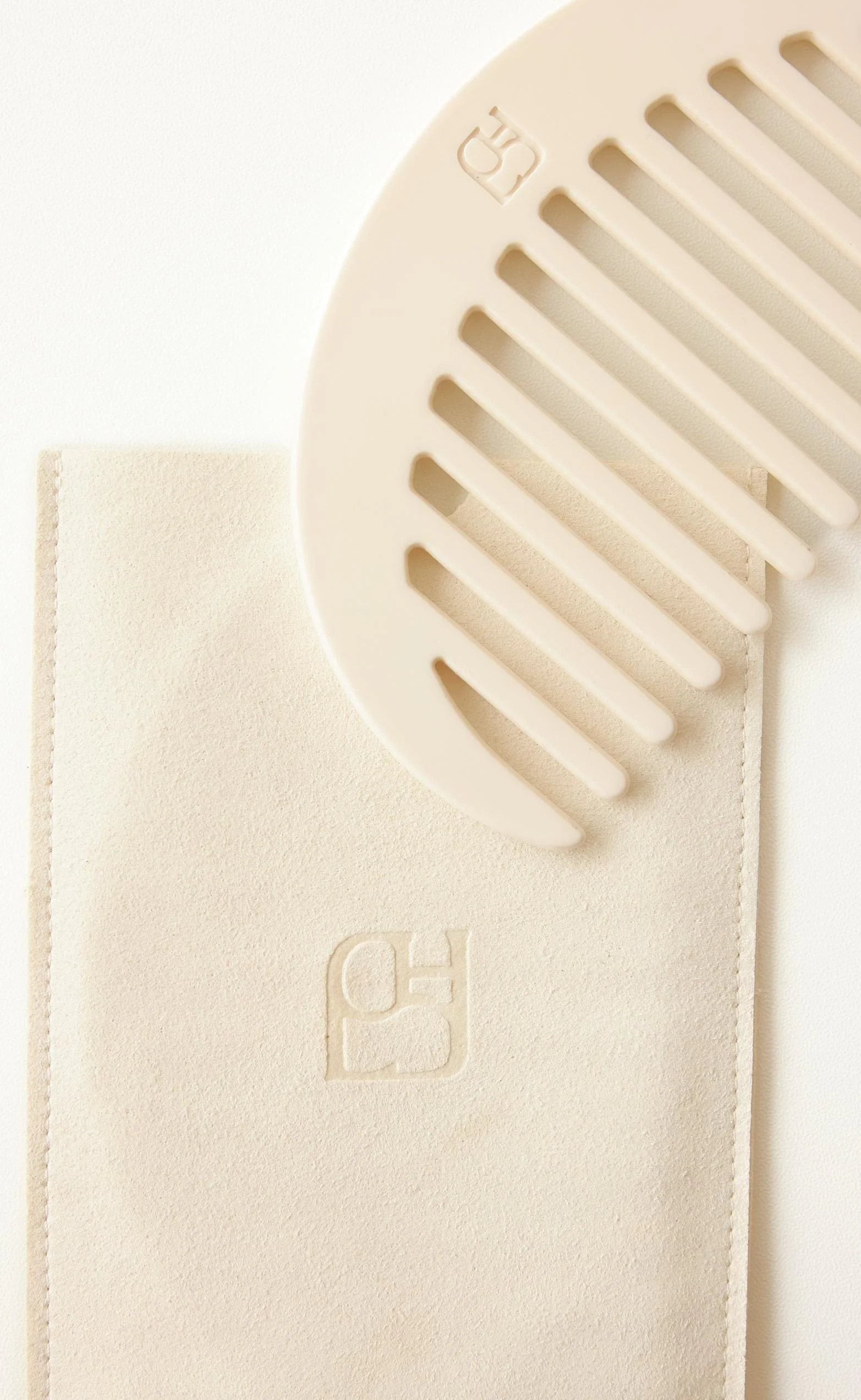 Charcoal Hair Comb (Oat) - Image 5