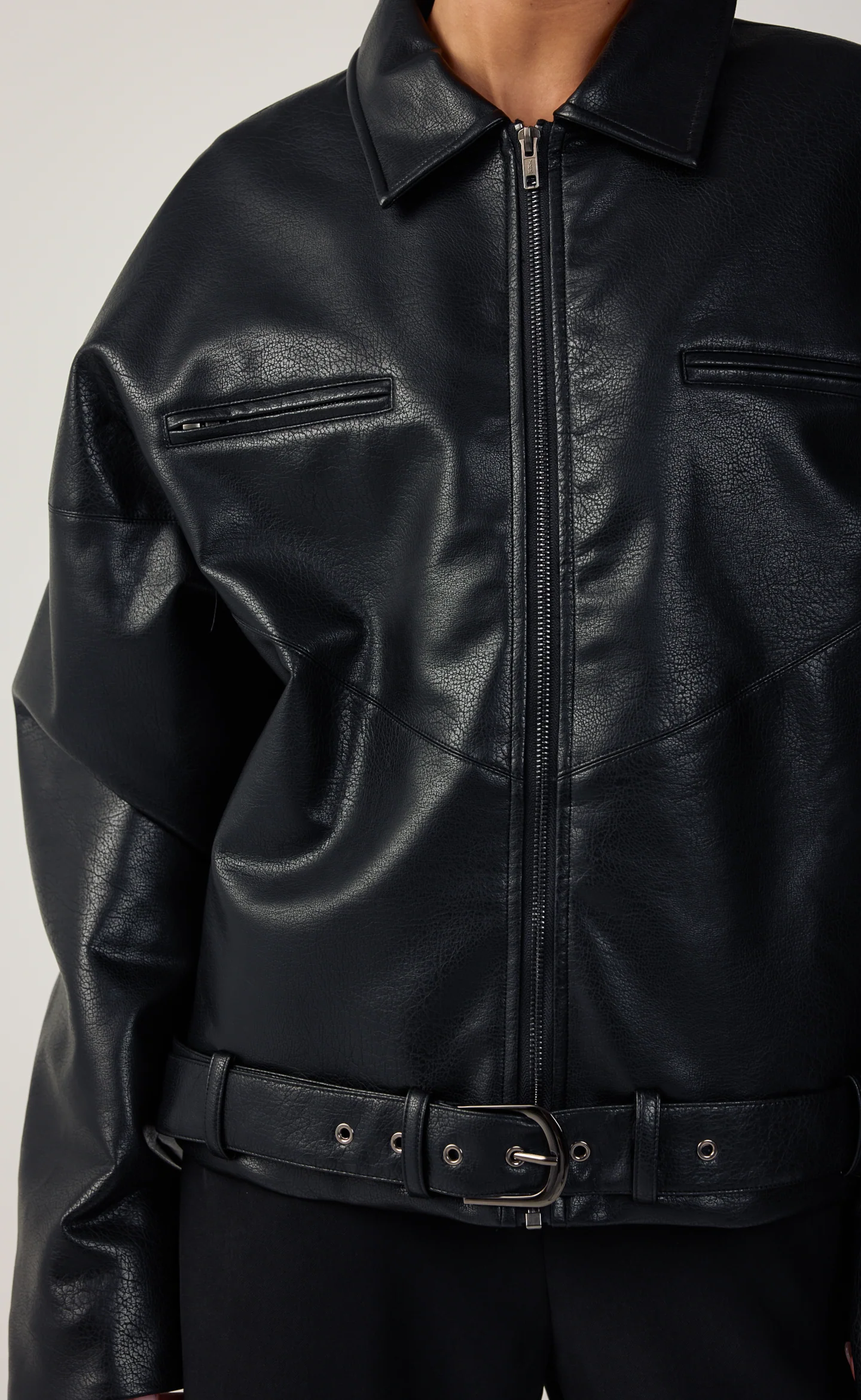 Coyote Jacket (Black) - Image 7