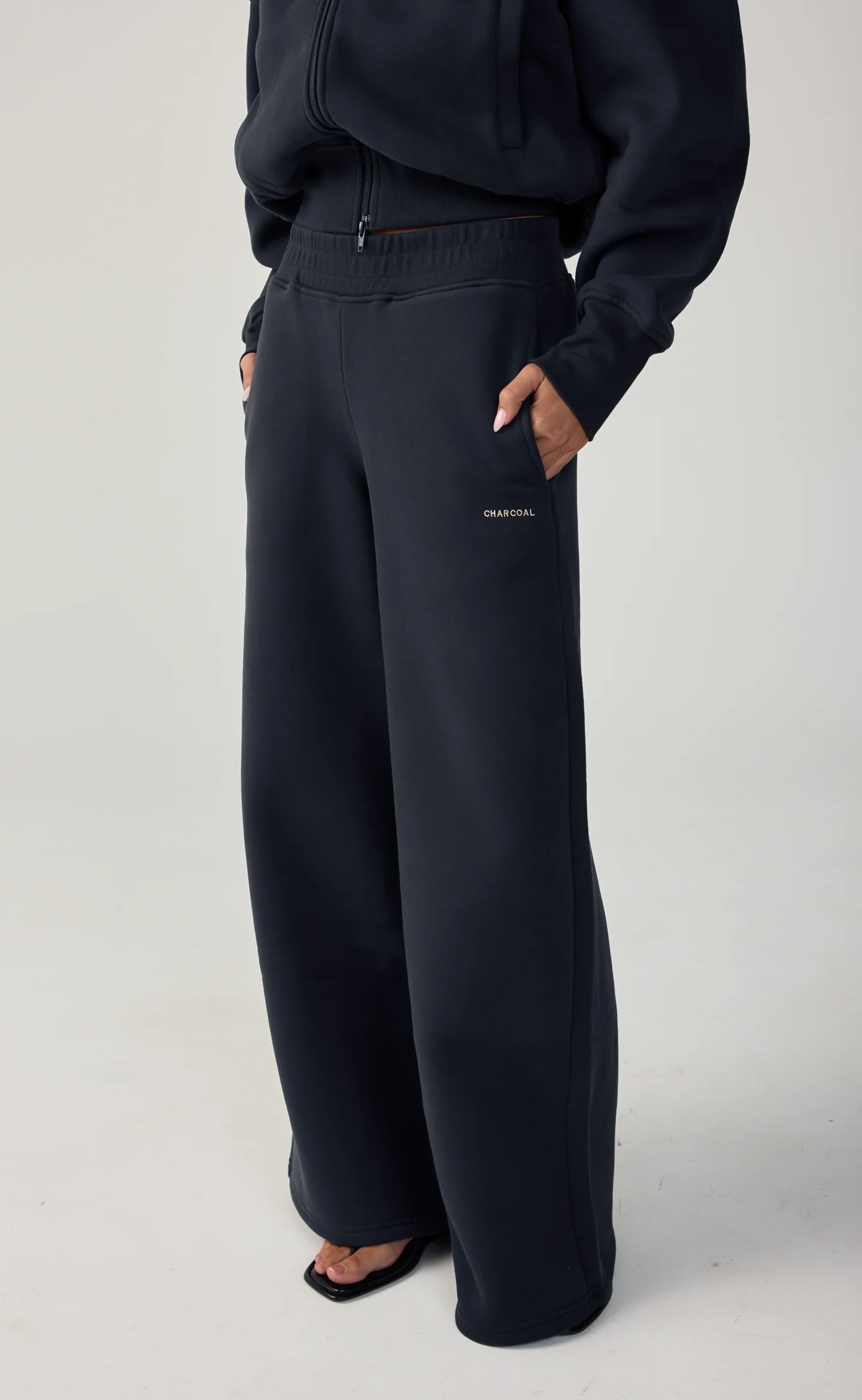 Elija Sweat Pants (Navy) - Image 7