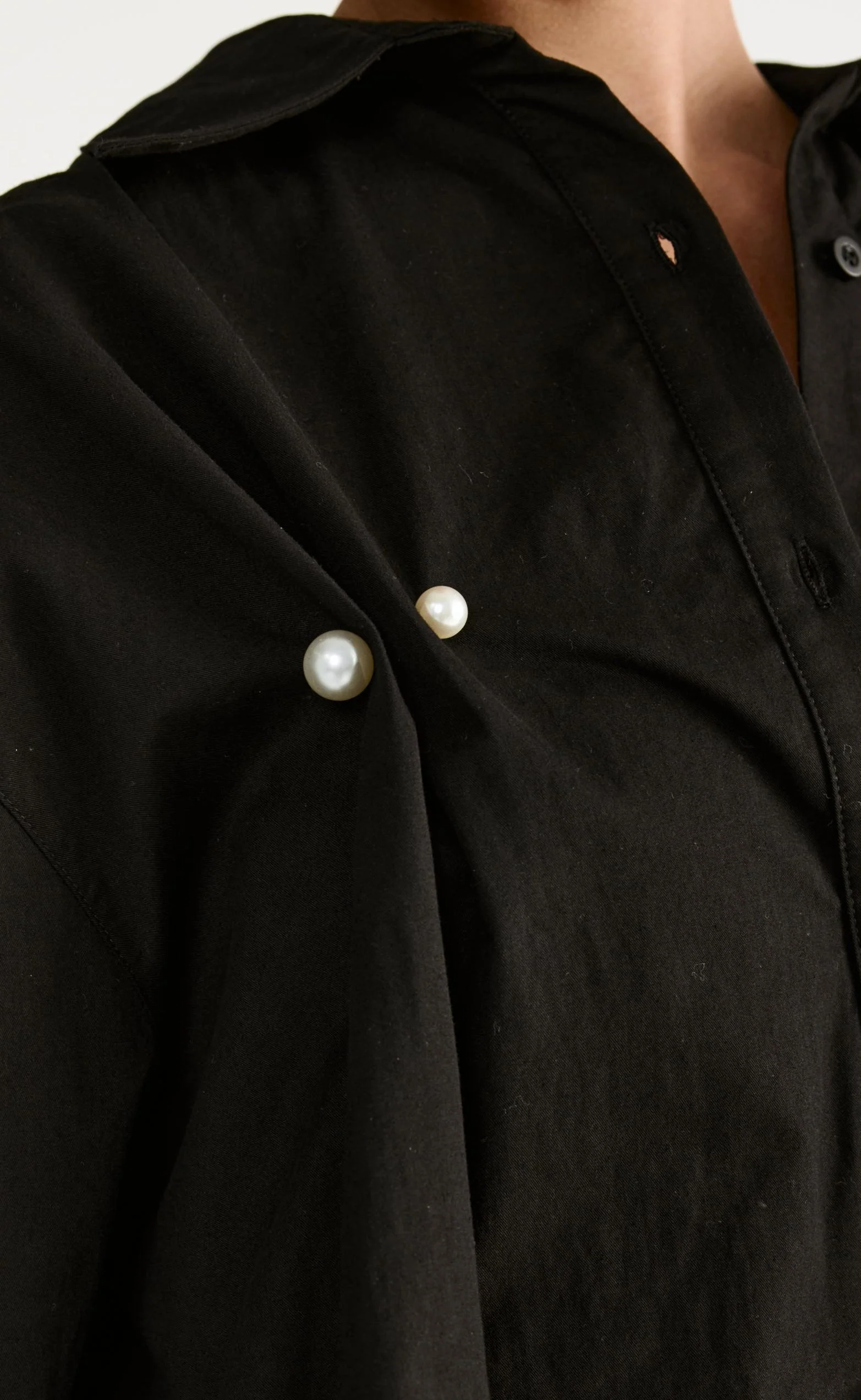 Estelle Brooch (Gold/Pearl) - Image 2