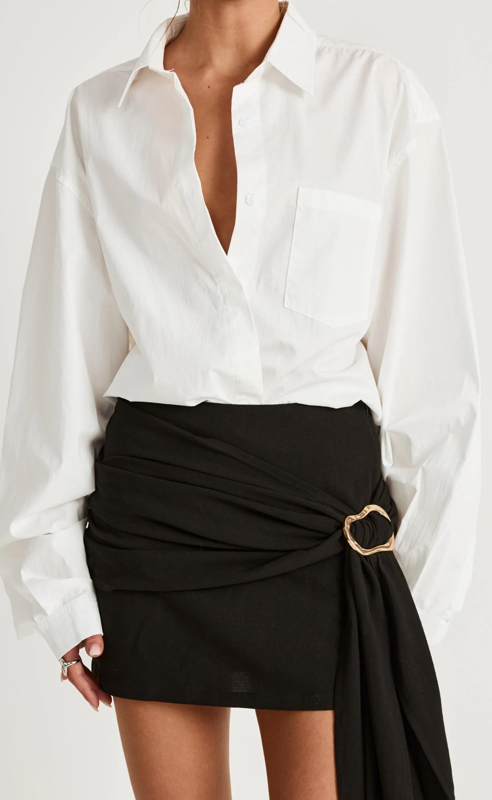 Evelyn Mini Skirt (Black) - Image 2
