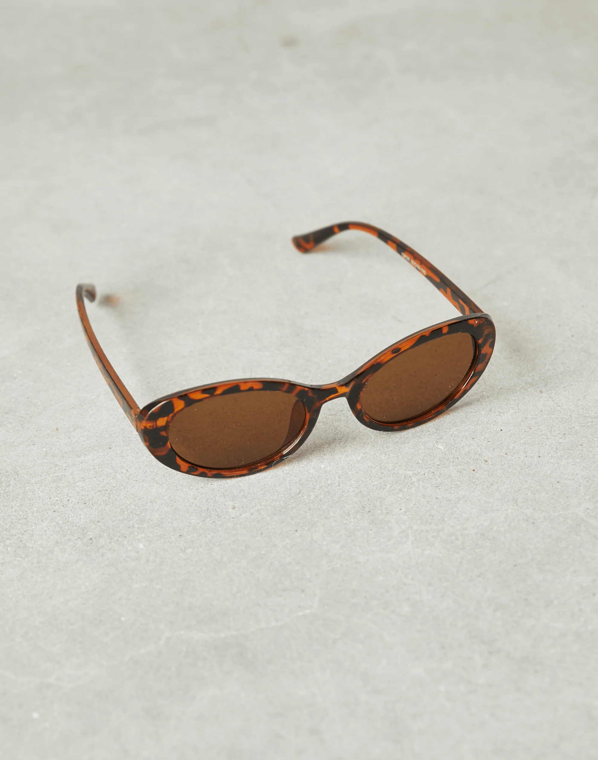 Finlay Sunglasses (Tort) - Image 4