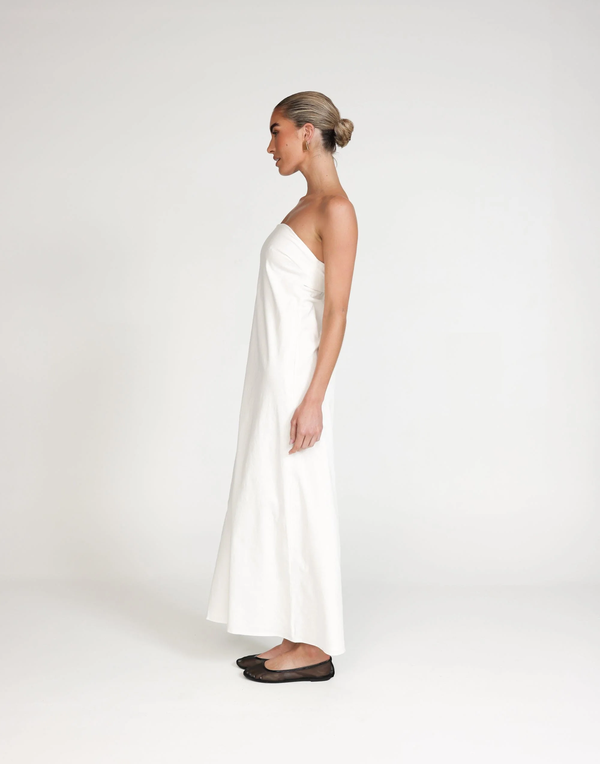 Hati Maxi Dress (White) - Image 4