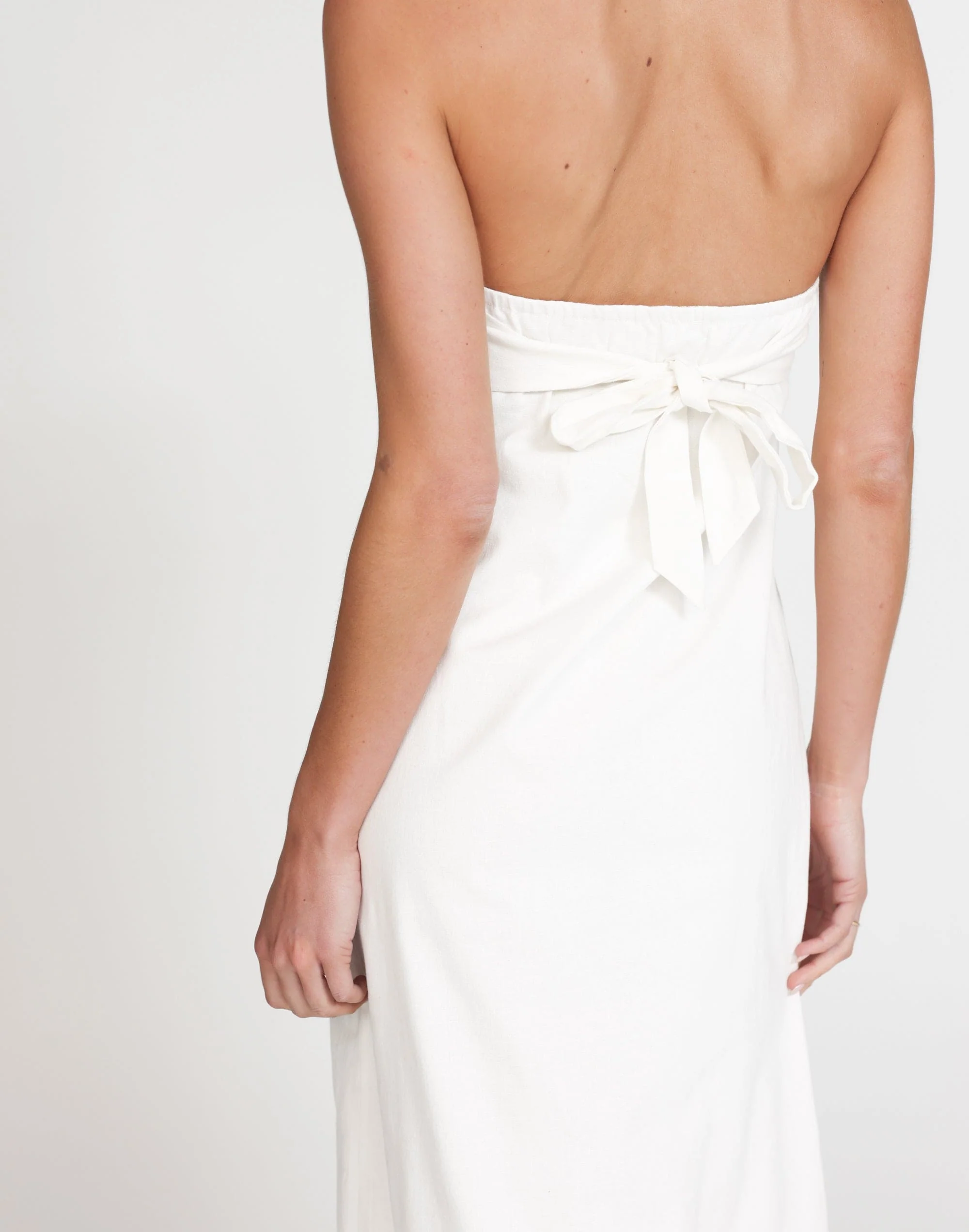 Hati Maxi Dress (White) - Image 7