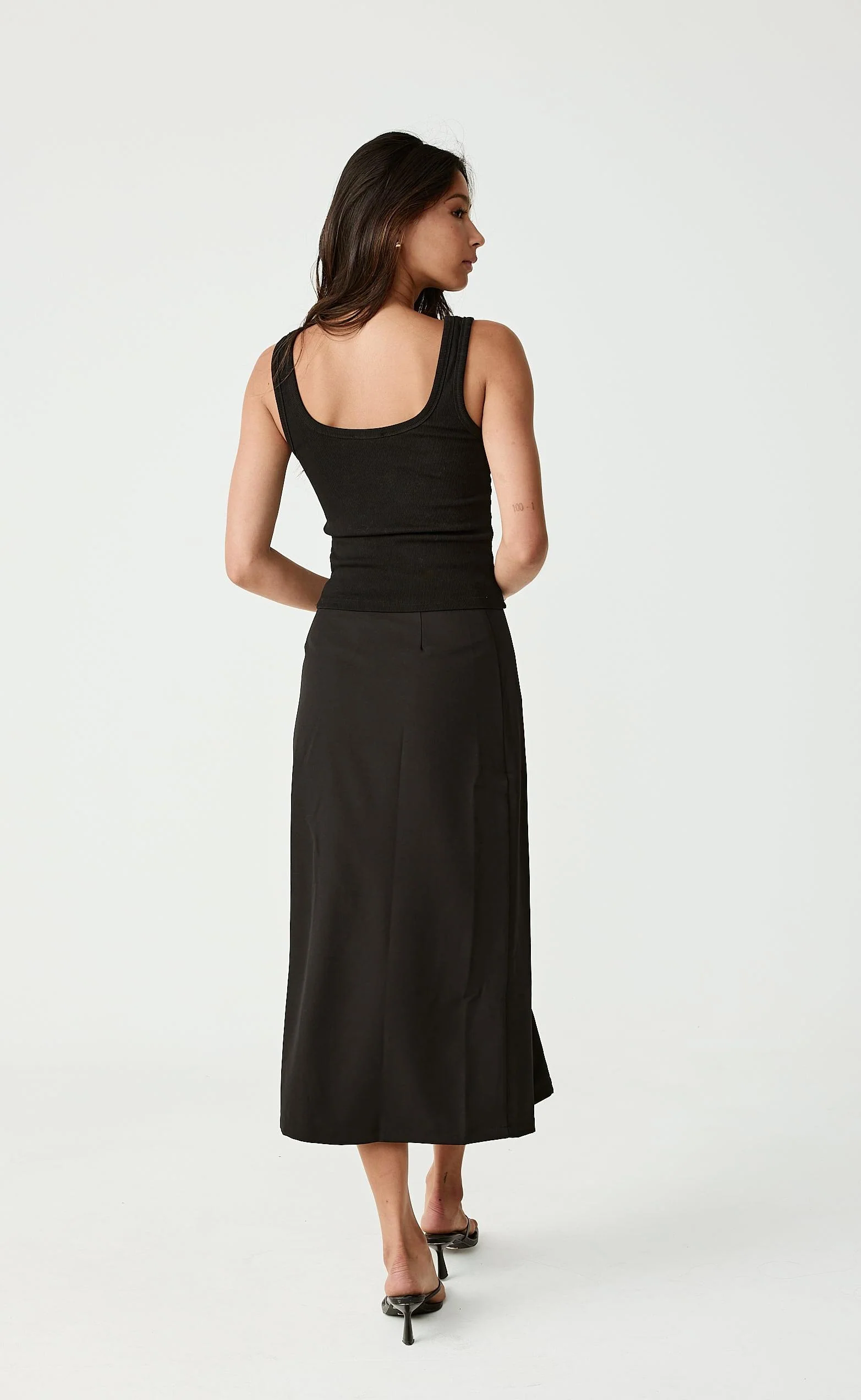 Kailou Midi Skirt (Black) - Image 4