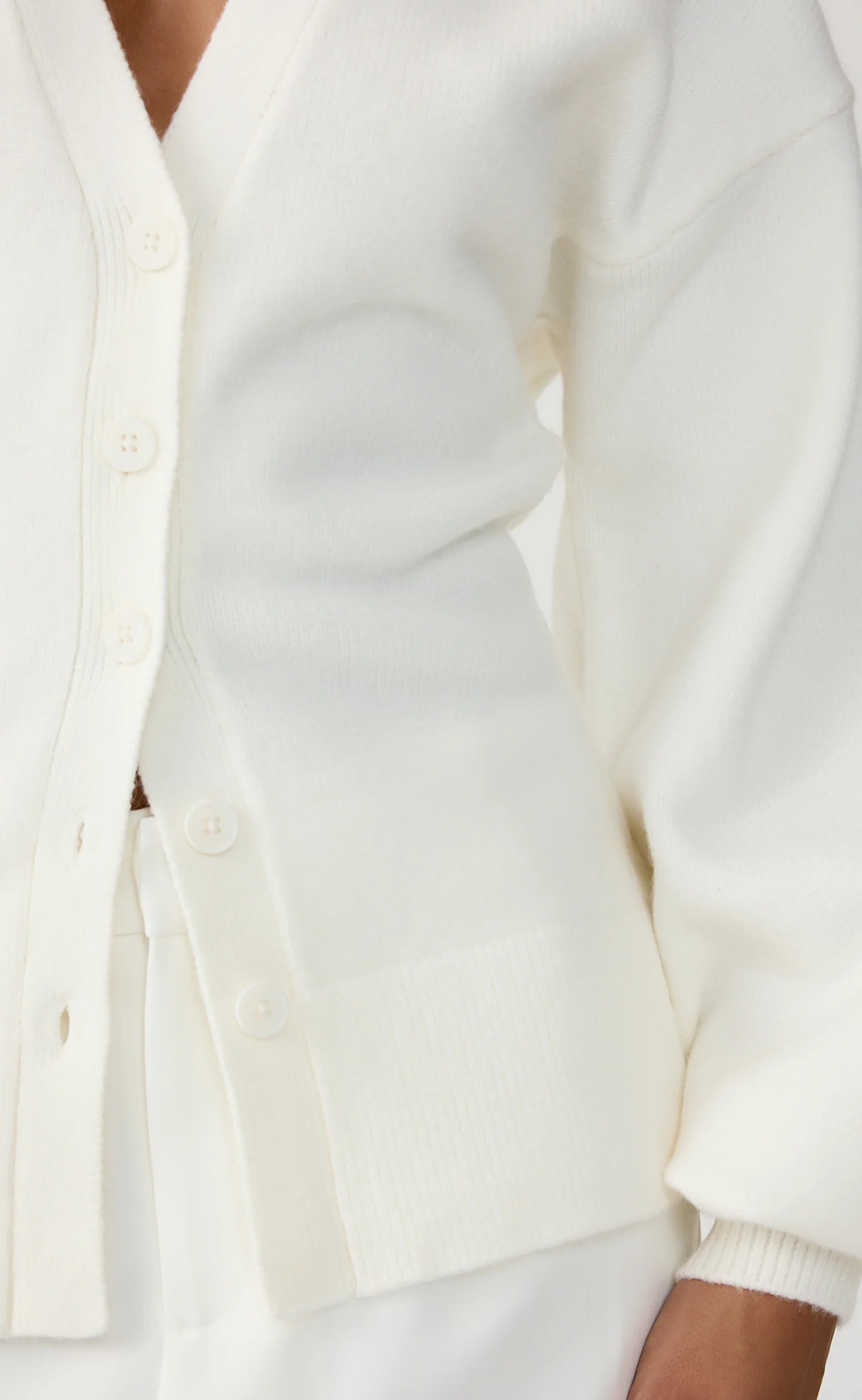Kenneth Cardigan (Off White) - Image 6