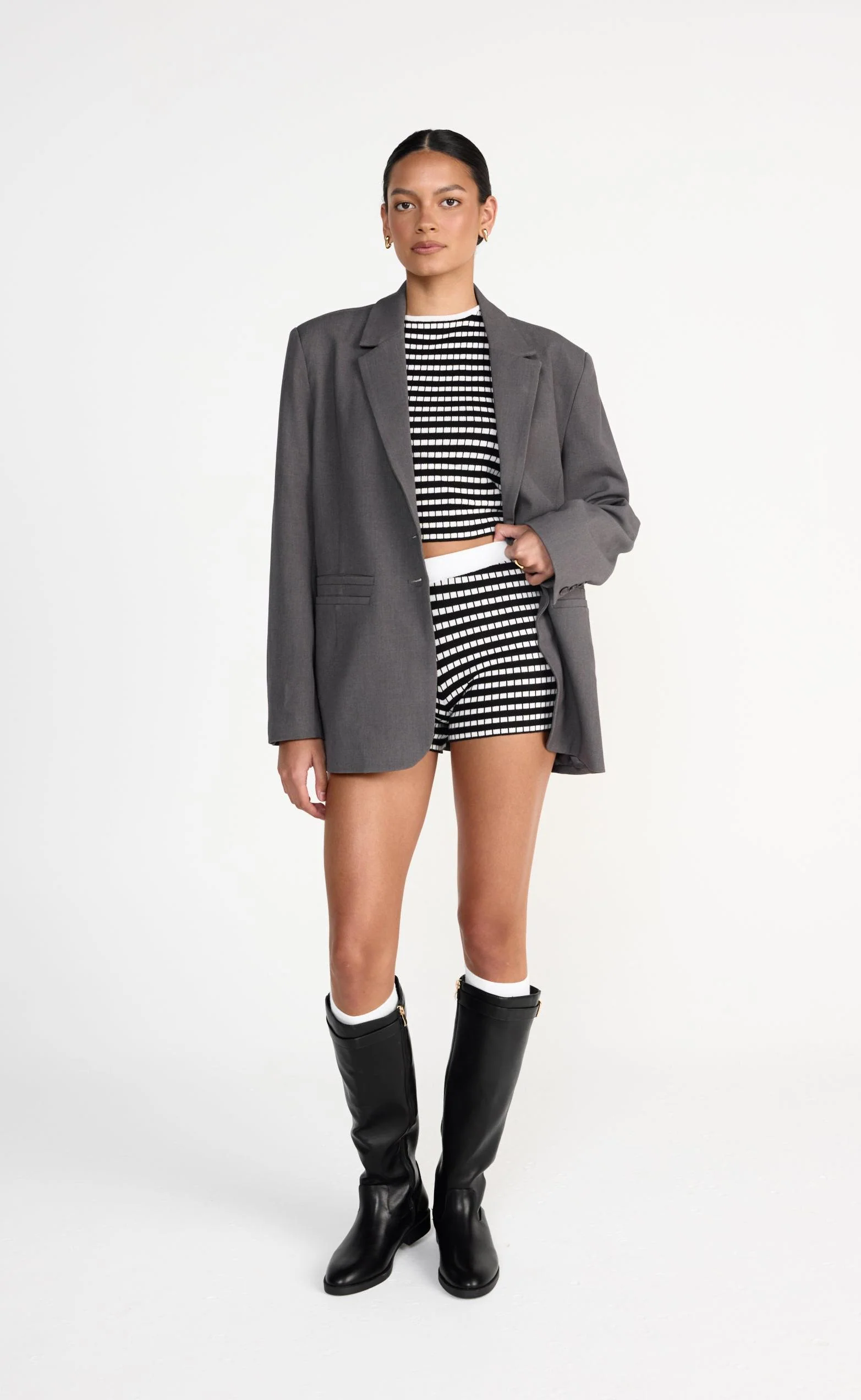 Kika Shorts (Black/White) - Image 4
