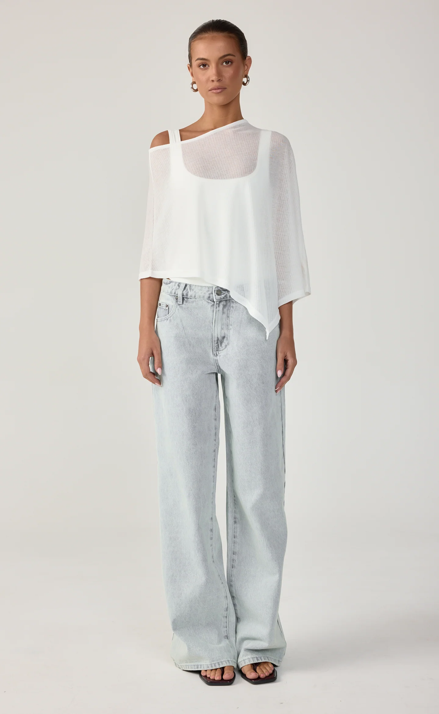 Lula Poncho (White) - Image 2