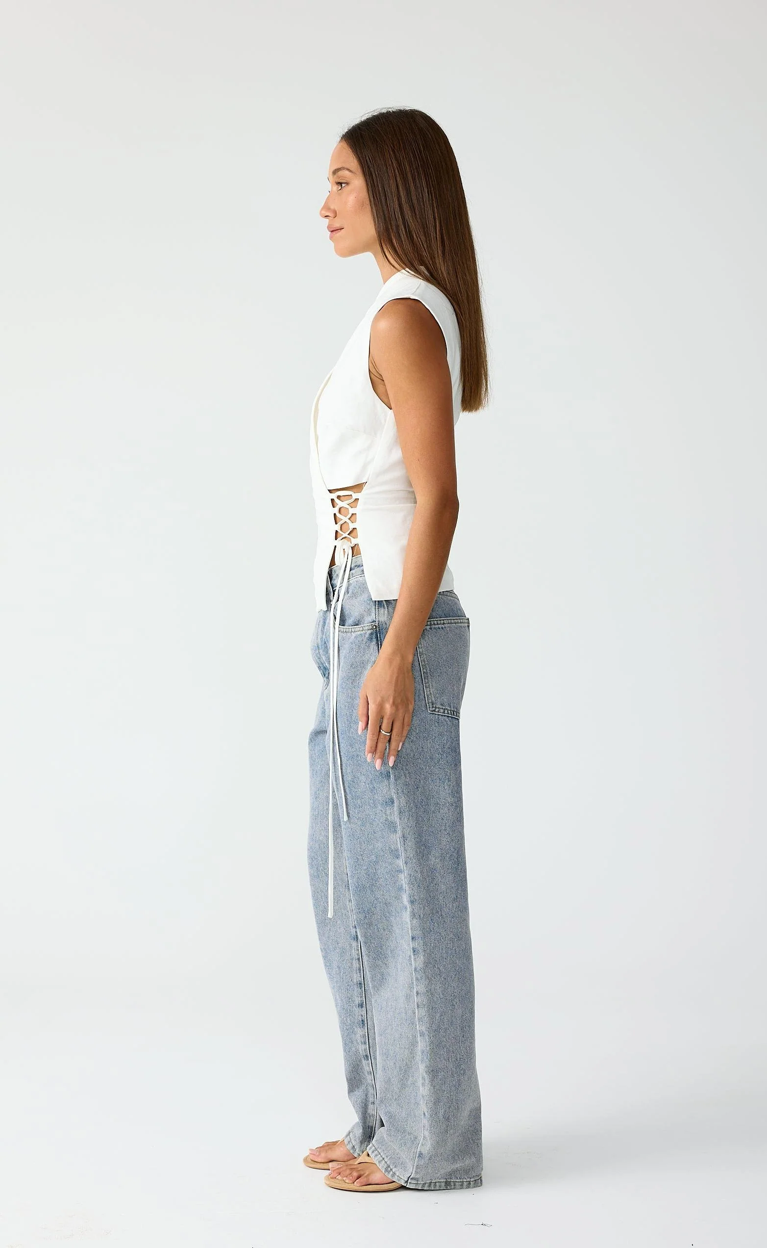 Montane Top (Off White) - Image 6