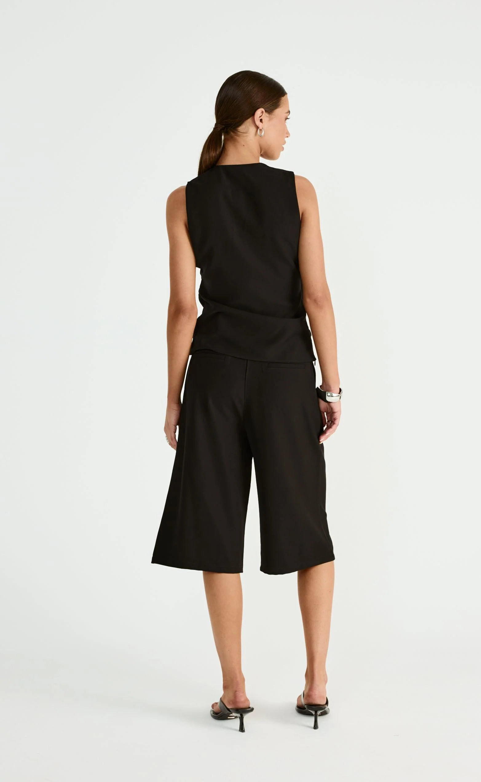 Pierce Top (Black) - Image 5