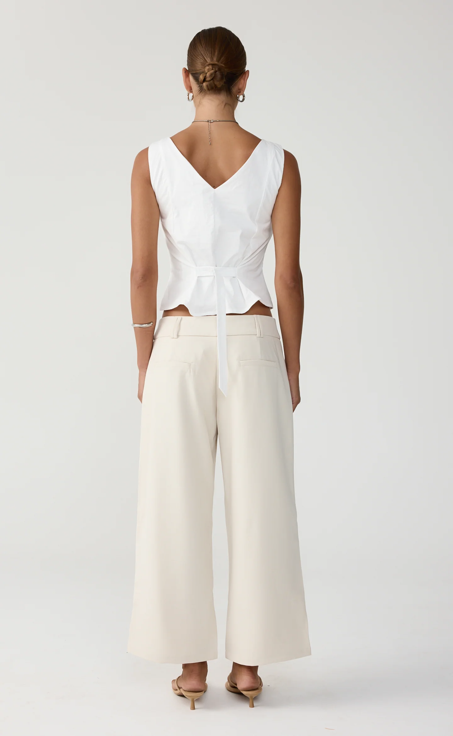 Piers Top (White) - Image 3