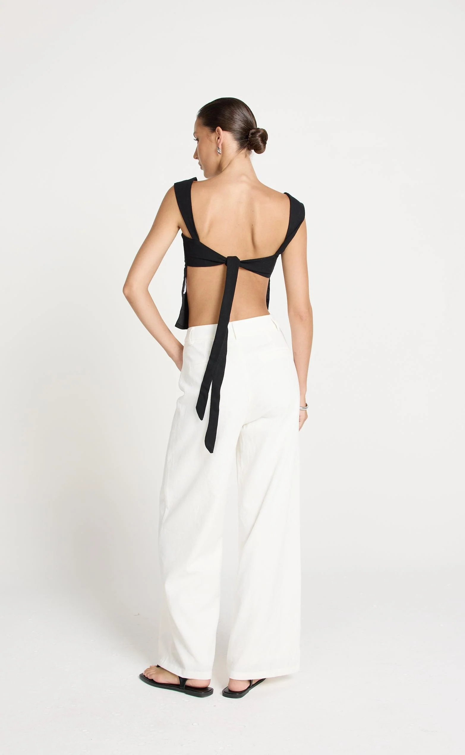 Schaffer Top (Black) - Image 9