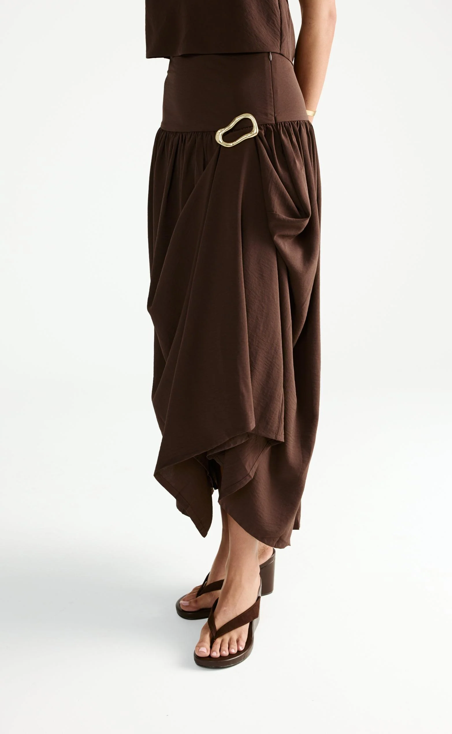 Tayla Brooch (Gold) - Image 3
